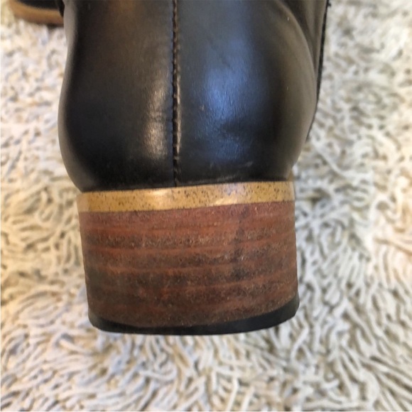 UGG Amberlee Leather Tall Boot - Picture 5 of 12